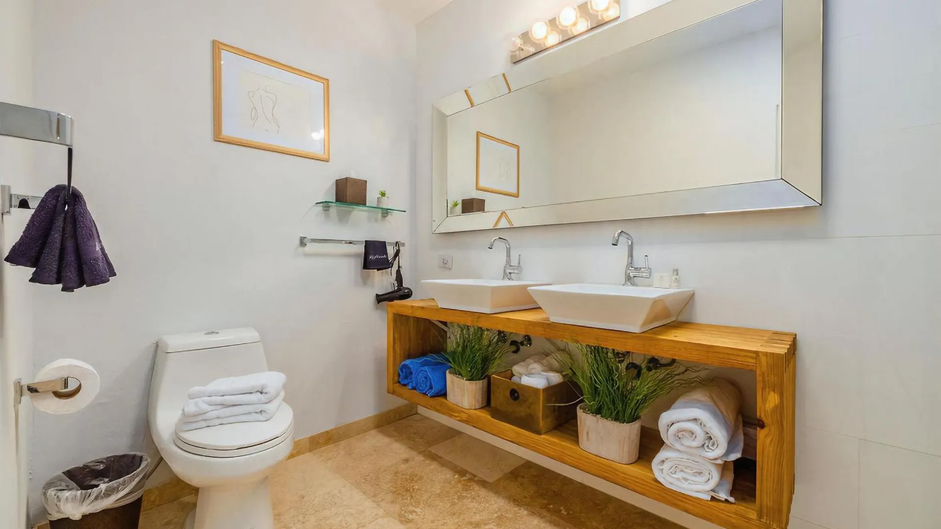 Fantastic 3-Bdr Villa With Gorgeous Pool View Palm Beach Appartement