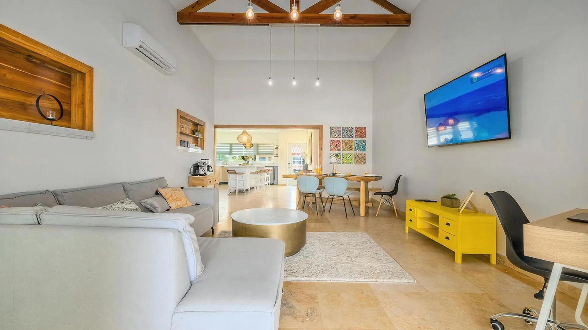 Fantastic 3-Bdr Villa With Gorgeous Pool View Palm Beach Appartement