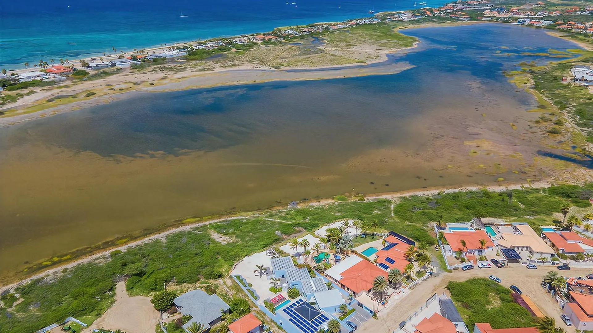 Fantastic 3-Bdr Villa With Gorgeous Pool View Palm Beach 0*,