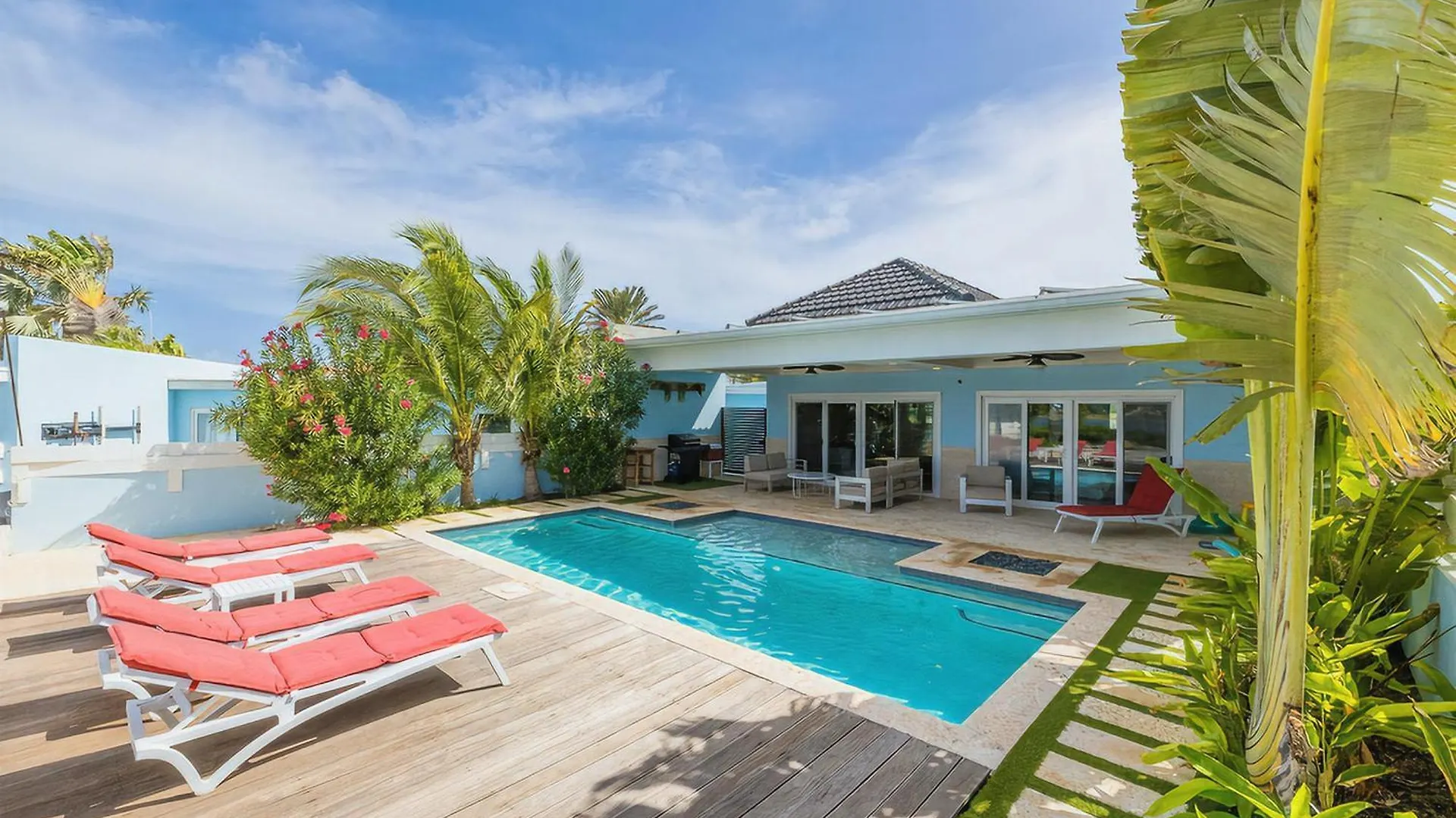 Fantastic 3-Bdr Villa With Gorgeous Pool View Palm Beach 0*,